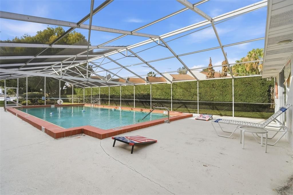 For Sale: $185,000 (2 beds, 1 baths, 996 Square Feet)