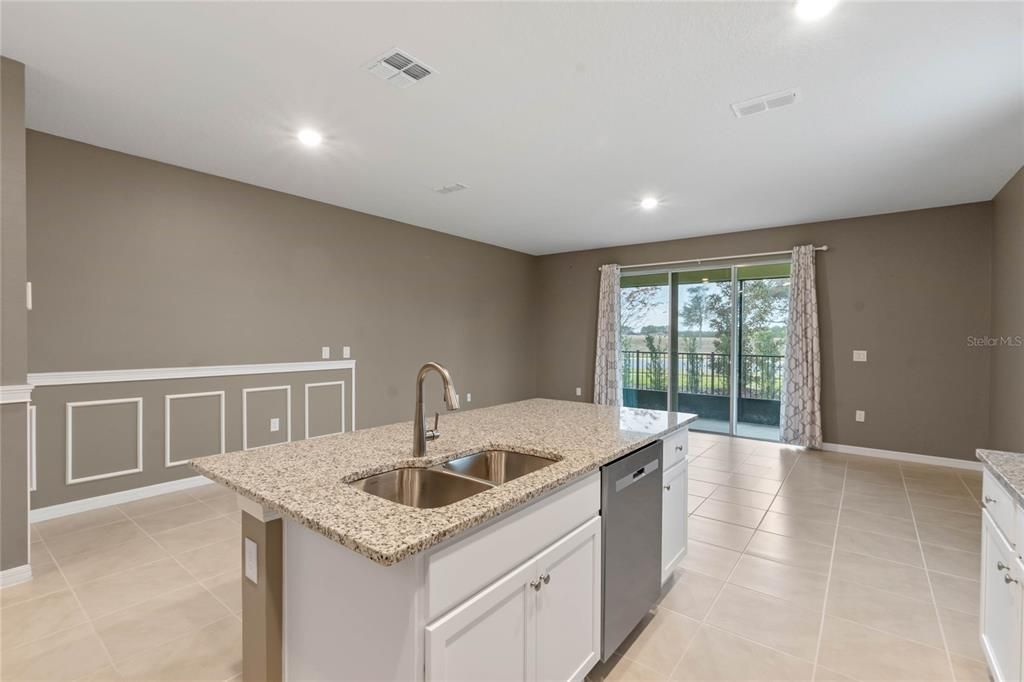 For Sale: $295,001 (3 beds, 2 baths, 1758 Square Feet)