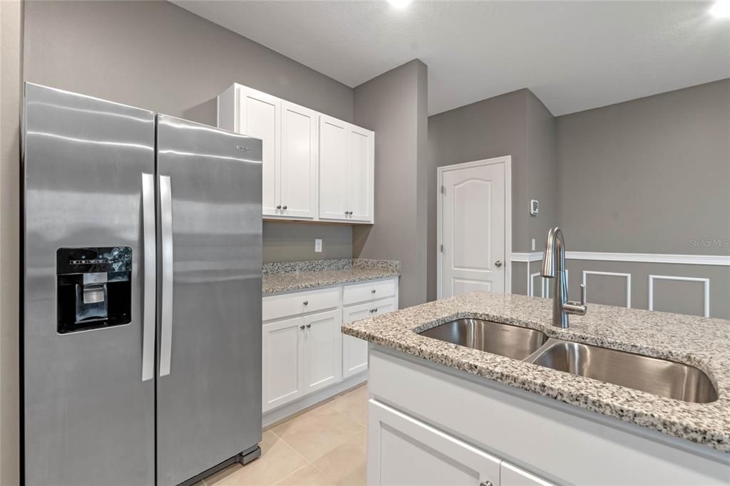 For Sale: $295,001 (3 beds, 2 baths, 1758 Square Feet)