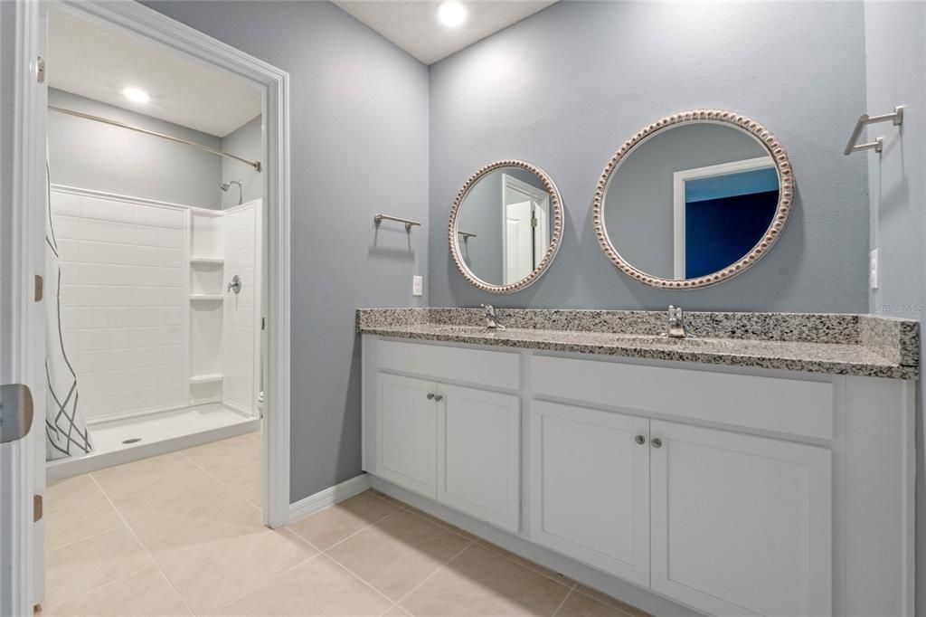 For Sale: $295,001 (3 beds, 2 baths, 1758 Square Feet)
