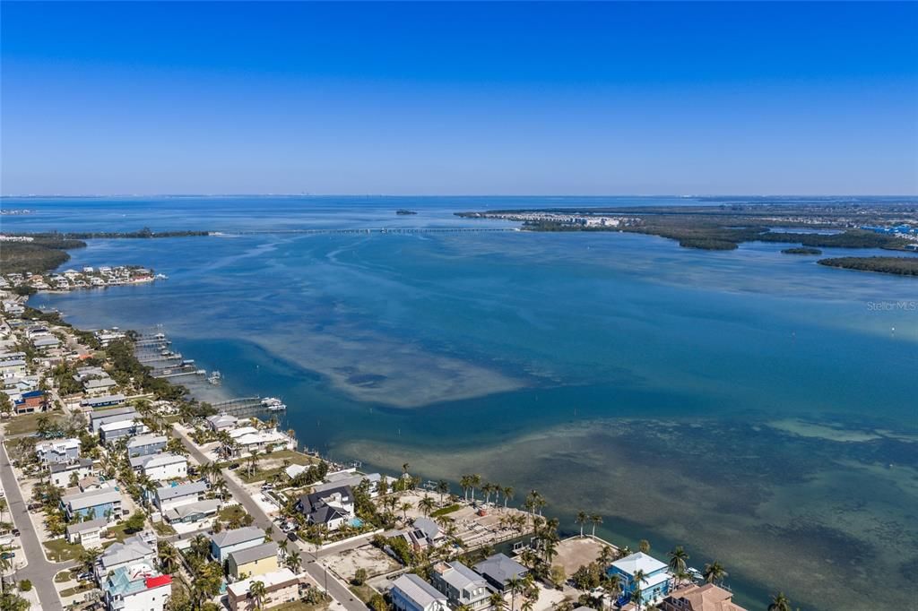 待售: $2,595,000 (0.26 acres)