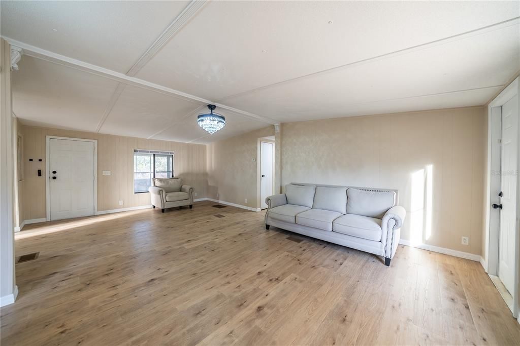 En Venta: $155,000 (3 camas, 2 baños, 1152 Pies cuadrados)