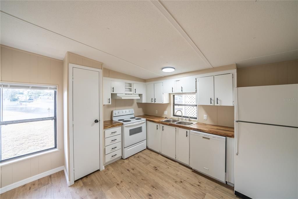 En Venta: $155,000 (3 camas, 2 baños, 1152 Pies cuadrados)