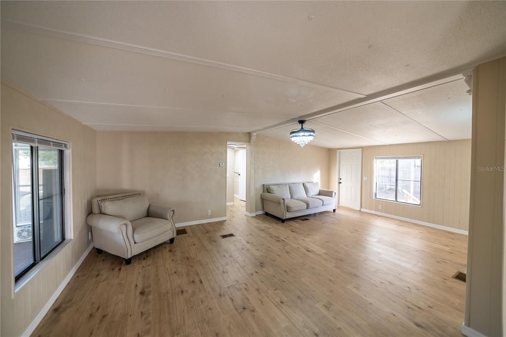 En Venta: $155,000 (3 camas, 2 baños, 1152 Pies cuadrados)