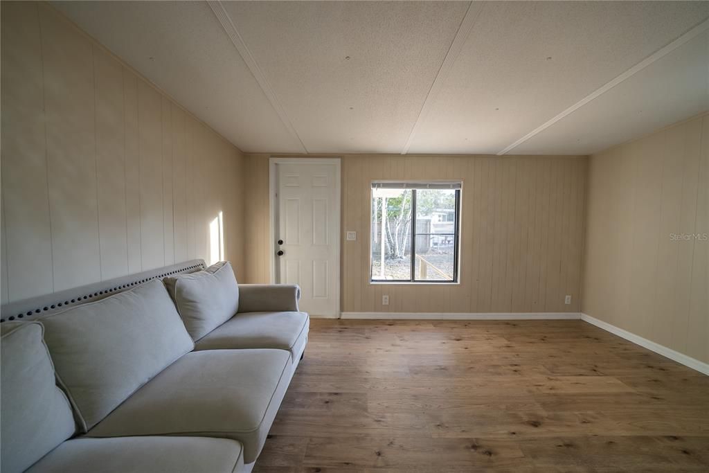 En Venta: $155,000 (3 camas, 2 baños, 1152 Pies cuadrados)