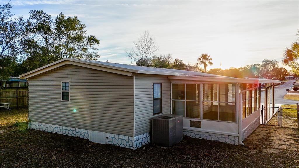 En Venta: $155,000 (3 camas, 2 baños, 1152 Pies cuadrados)