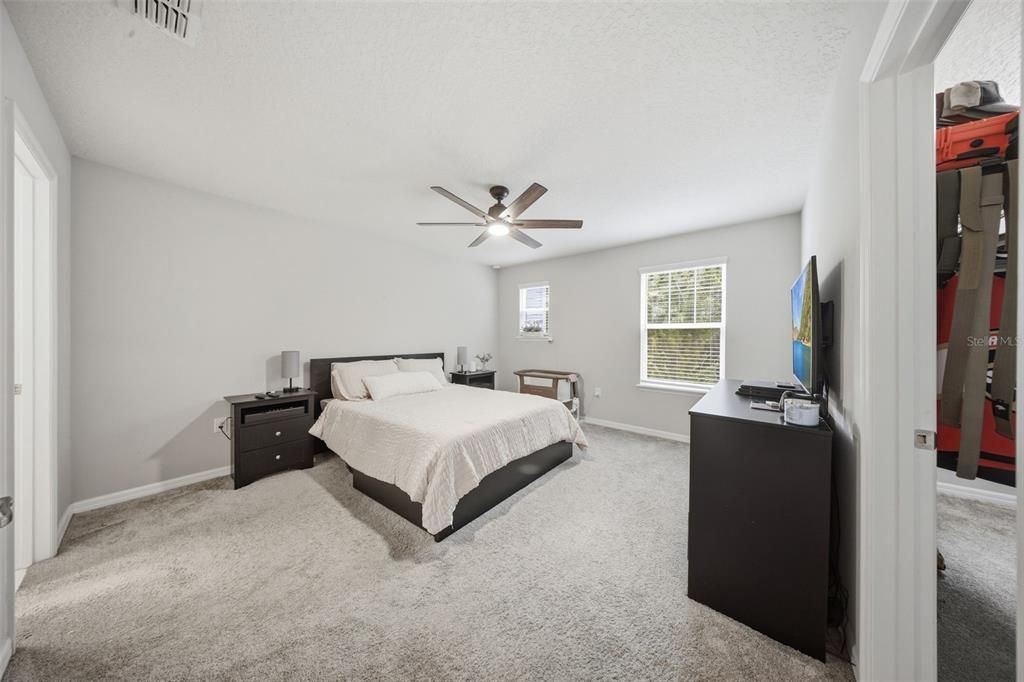 For Sale: $364,900 (2 beds, 2 baths, 1497 Square Feet)