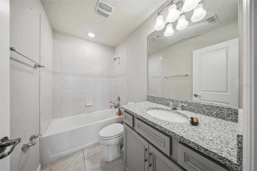 For Sale: $364,900 (2 beds, 2 baths, 1497 Square Feet)