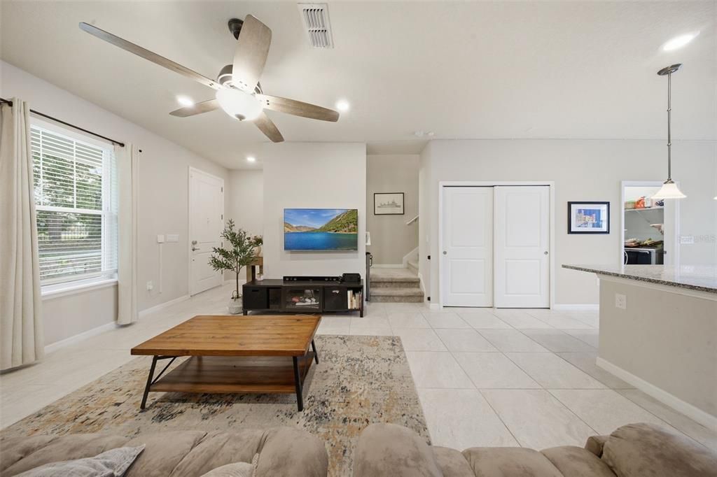 For Sale: $364,900 (2 beds, 2 baths, 1497 Square Feet)