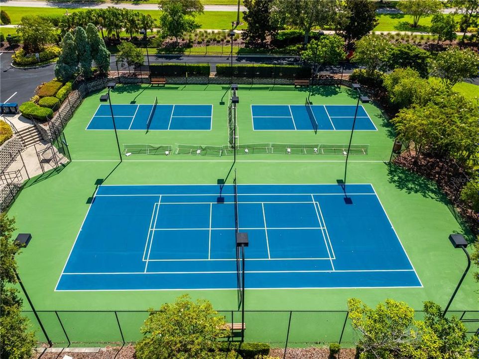 На продажу: $80,000 (0.27 acres)