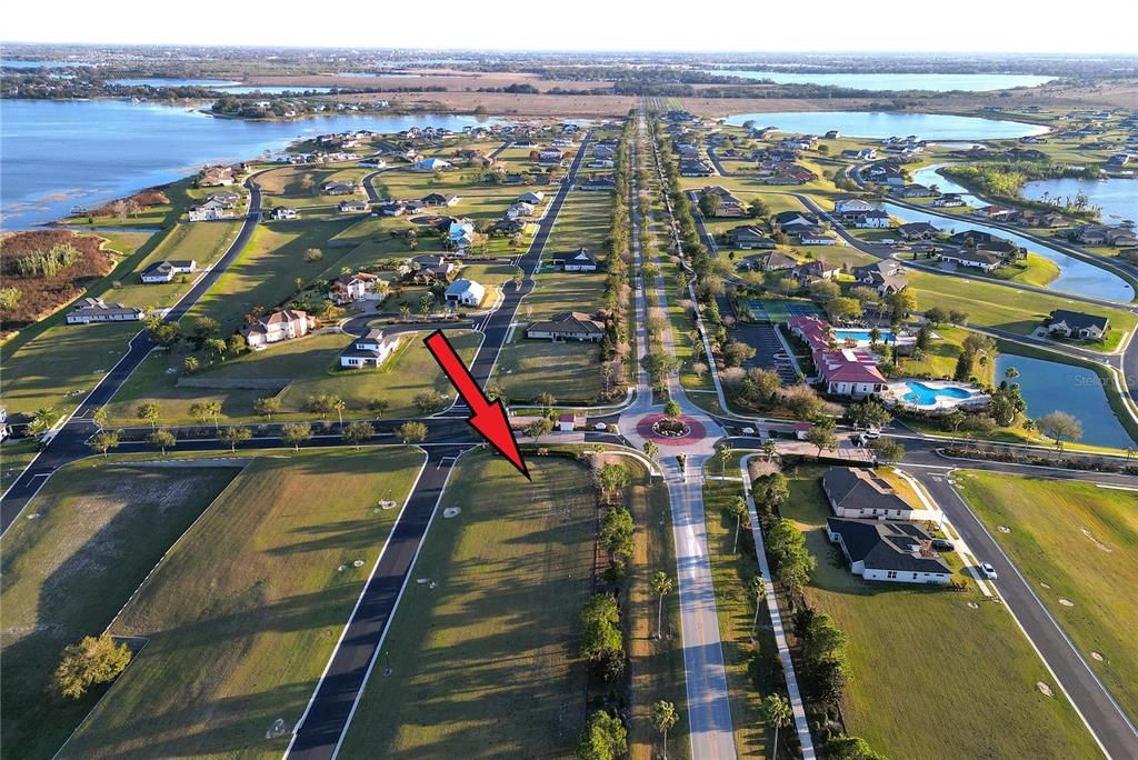 На продажу: $80,000 (0.27 acres)