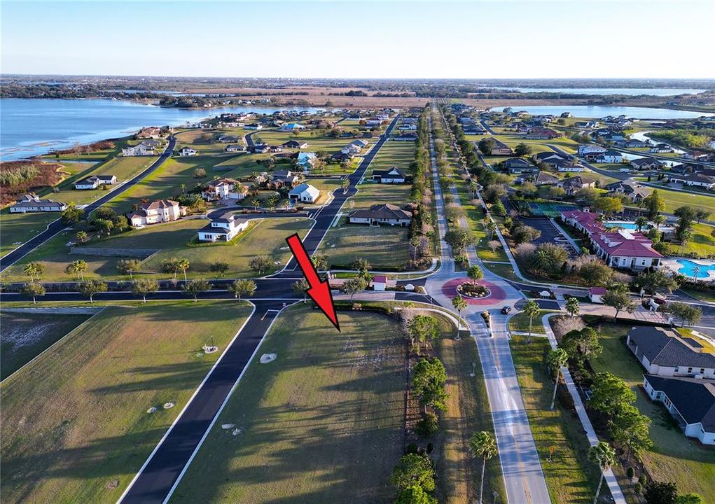 На продажу: $80,000 (0.27 acres)