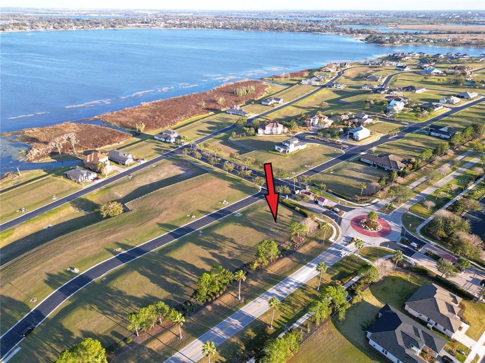 На продажу: $80,000 (0.27 acres)