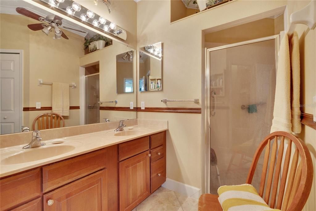 Active With Contract: $275,000 (2 beds, 2 baths, 1631 Square Feet)