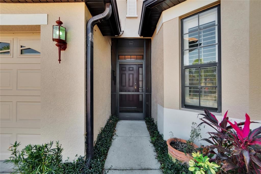 Active With Contract: $275,000 (2 beds, 2 baths, 1631 Square Feet)