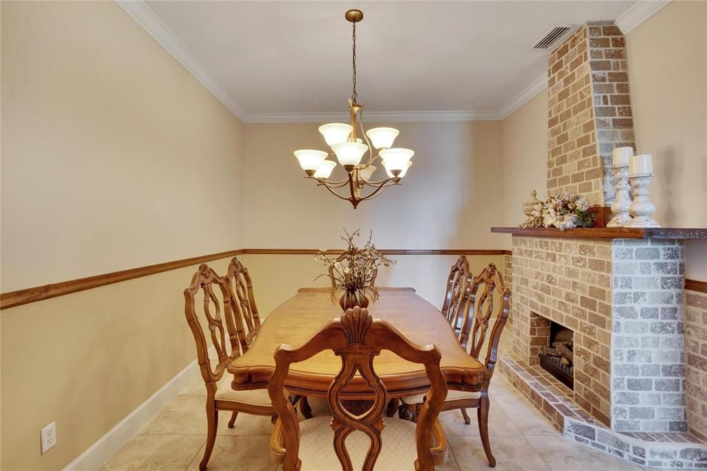 Active With Contract: $275,000 (2 beds, 2 baths, 1631 Square Feet)