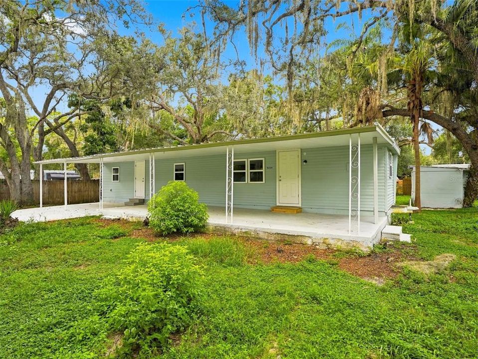For Sale: $119,900 (2 beds, 1 baths, 660 Square Feet)