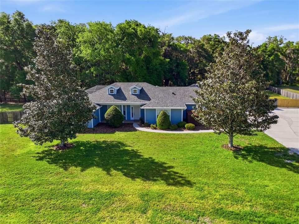 For Sale: $799,900 (5 beds, 3 baths, 3157 Square Feet)