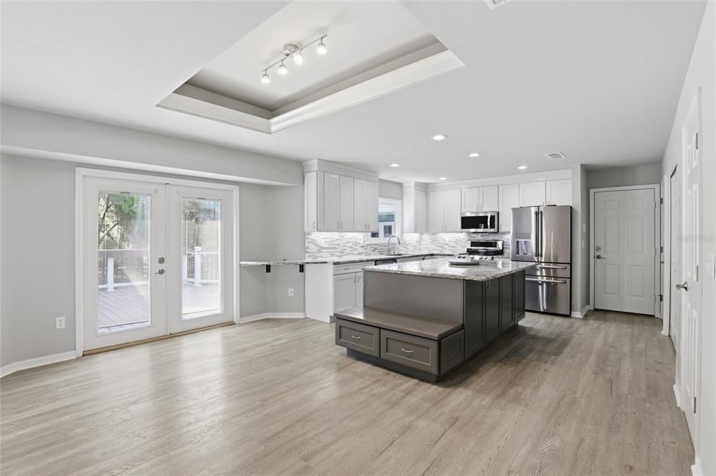 For Sale: $799,900 (5 beds, 3 baths, 3157 Square Feet)