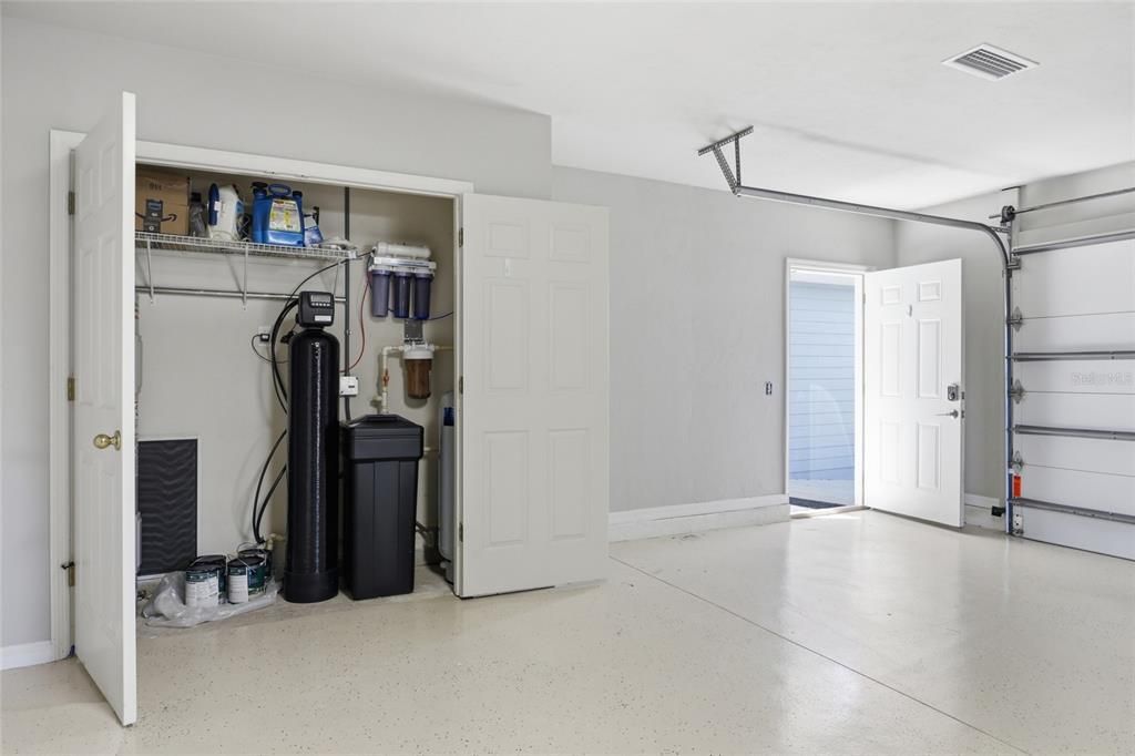 For Sale: $799,900 (5 beds, 3 baths, 3157 Square Feet)