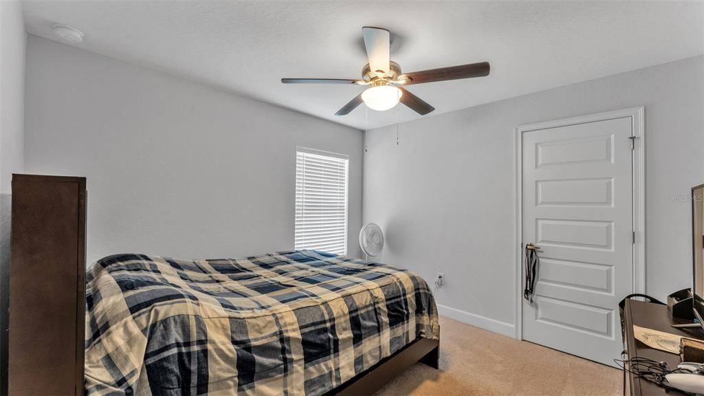 For Sale: $559,900 (4 beds, 2 baths, 2116 Square Feet)