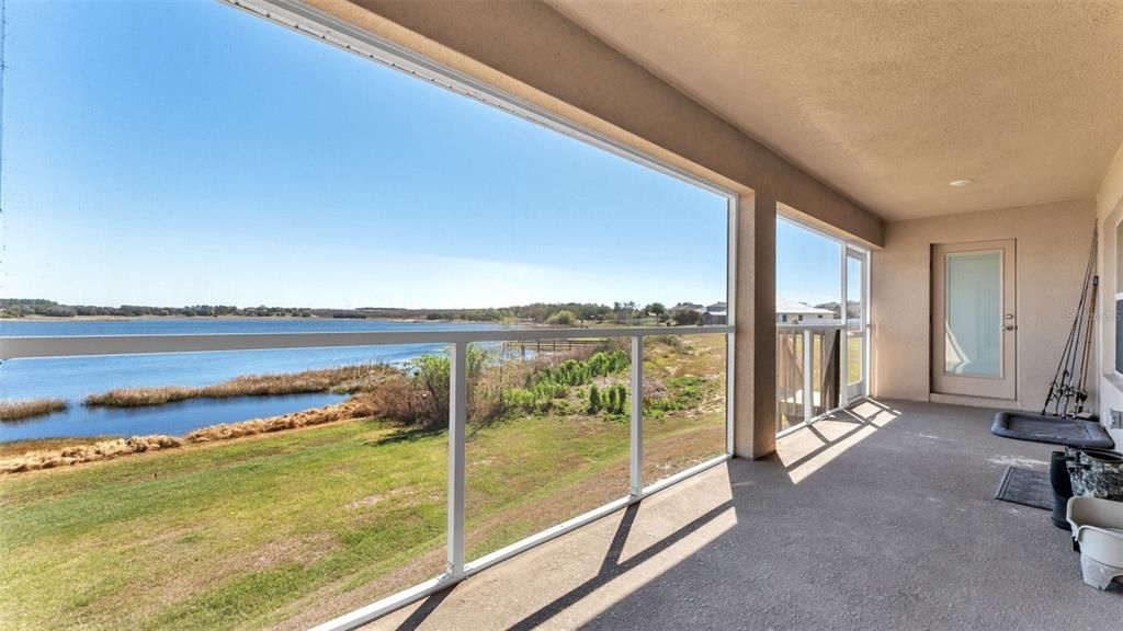 For Sale: $559,900 (4 beds, 2 baths, 2116 Square Feet)
