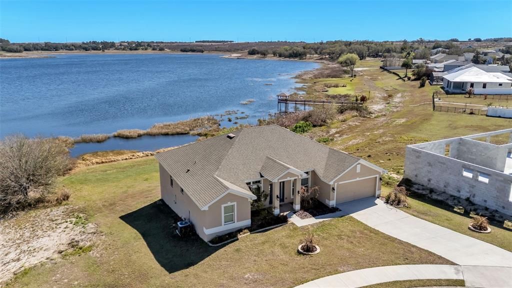 For Sale: $559,900 (4 beds, 2 baths, 2116 Square Feet)