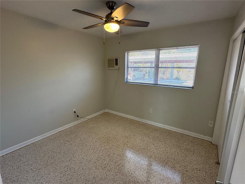 На продажу: $640,000 (4 спален, 0 ванн, 2192 Квадратных фут)