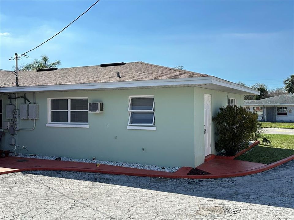 На продажу: $640,000 (4 спален, 0 ванн, 2192 Квадратных фут)