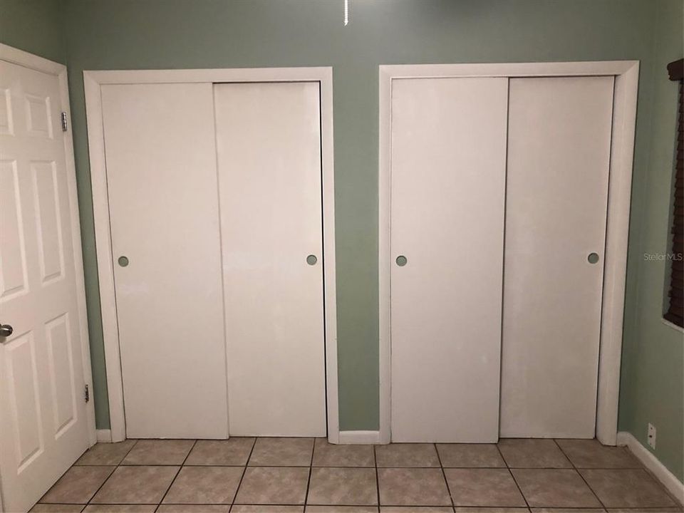 На продажу: $640,000 (4 спален, 0 ванн, 2192 Квадратных фут)