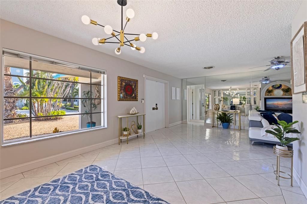 For Sale: $759,900 (3 beds, 2 baths, 1948 Square Feet)
