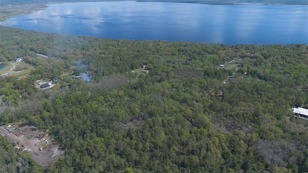 На продажу: $189,700 (9.94 acres)