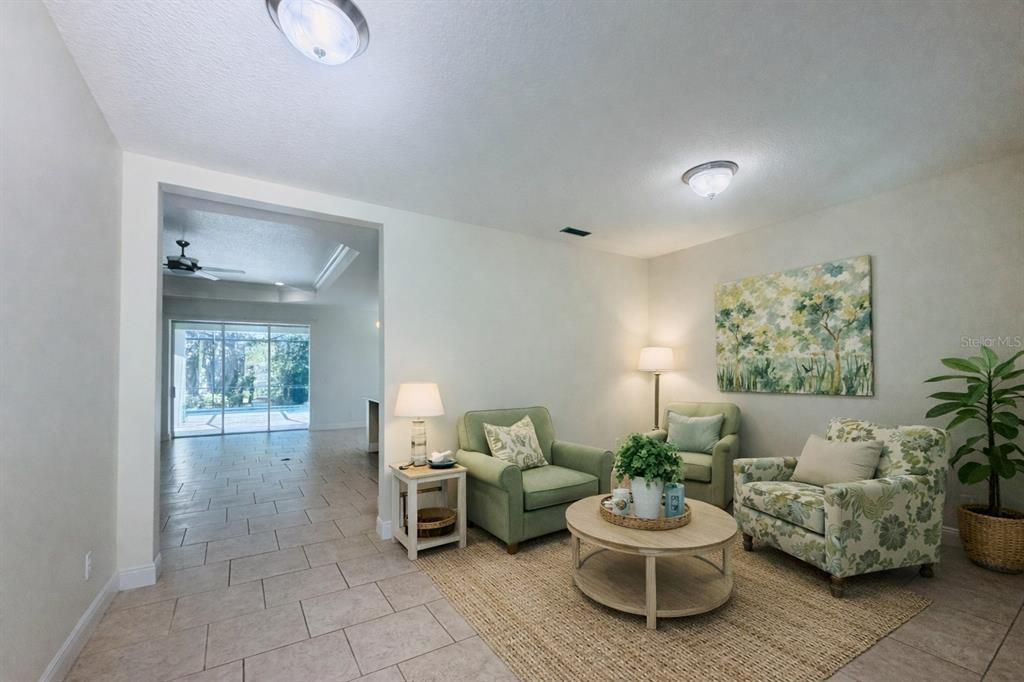 Active With Contract: $3,600 (3 beds, 2 baths, 2002 Square Feet)