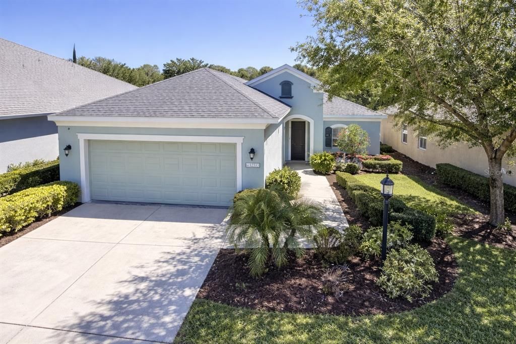Active With Contract: $3,600 (3 beds, 2 baths, 2002 Square Feet)