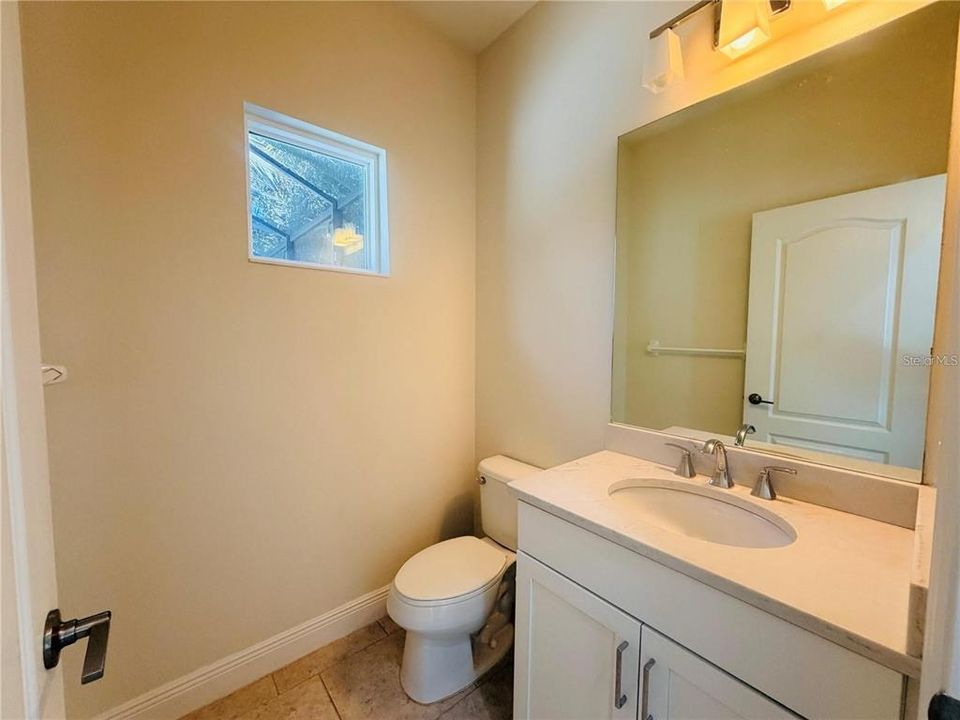 Active With Contract: $3,600 (3 beds, 2 baths, 2002 Square Feet)
