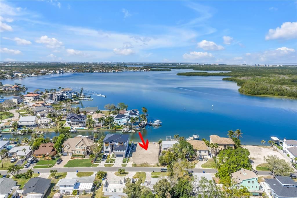 For Sale: $1,495,000 (0.24 acres)