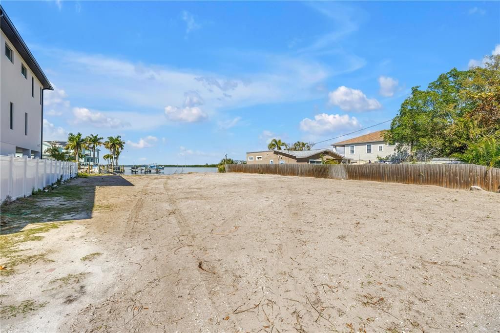 For Sale: $1,495,000 (0.24 acres)
