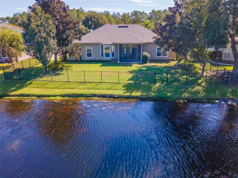 Vendido Recientemente: $429,900 (4 camas, 3 baños, 2071 Pies cuadrados)