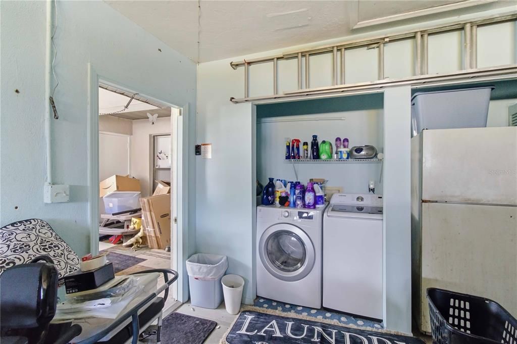 На продажу: $240,000 (2 спален, 2 ванн, 1416 Квадратных фут)