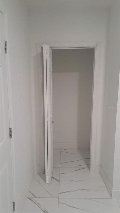 В аренду: $1,000 (1 спален, 1 ванн, 480 Квадратных фут)