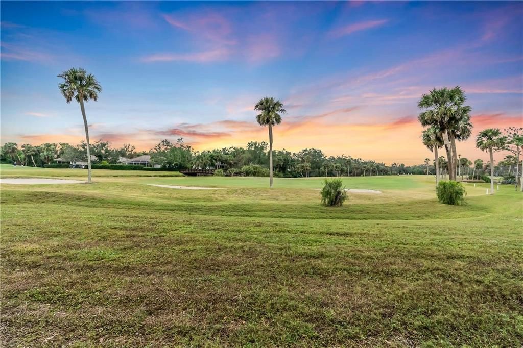 Active With Contract: $169,777 (2 beds, 1 baths, 860 Square Feet)