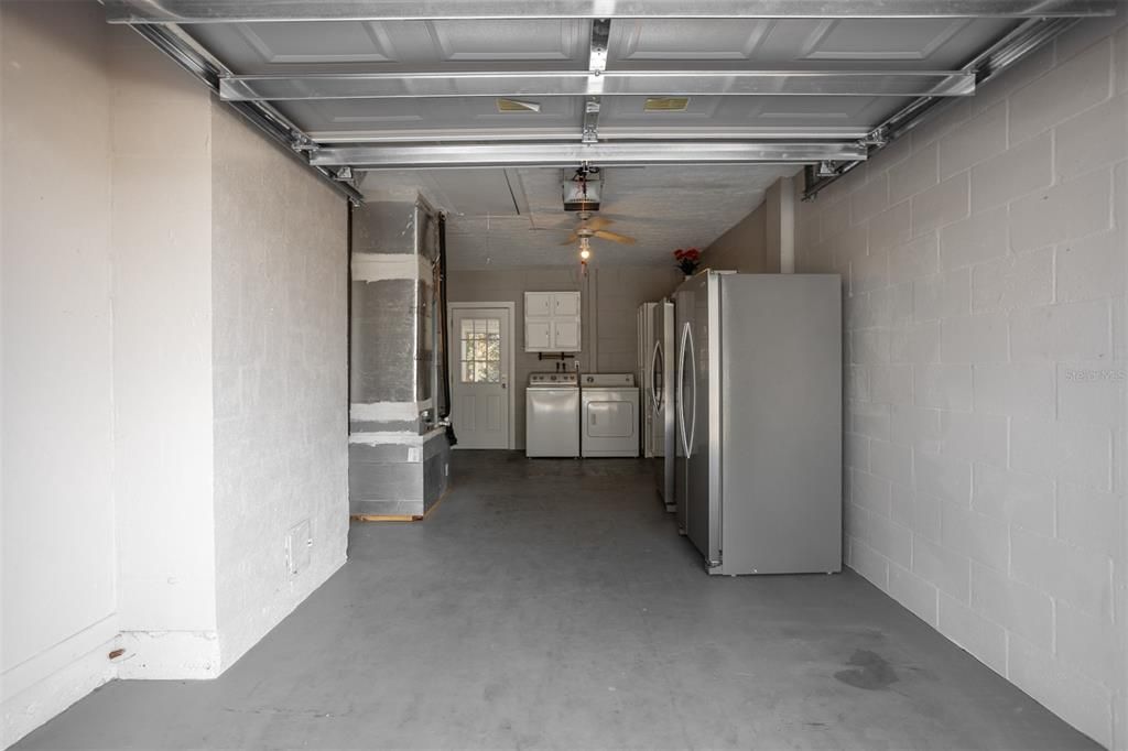 For Sale: $420,000 (4 beds, 3 baths, 1859 Square Feet)