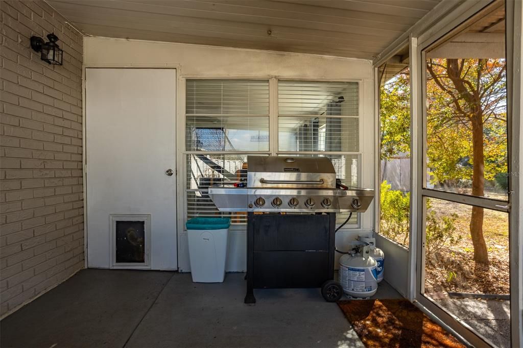 For Sale: $420,000 (4 beds, 3 baths, 1859 Square Feet)