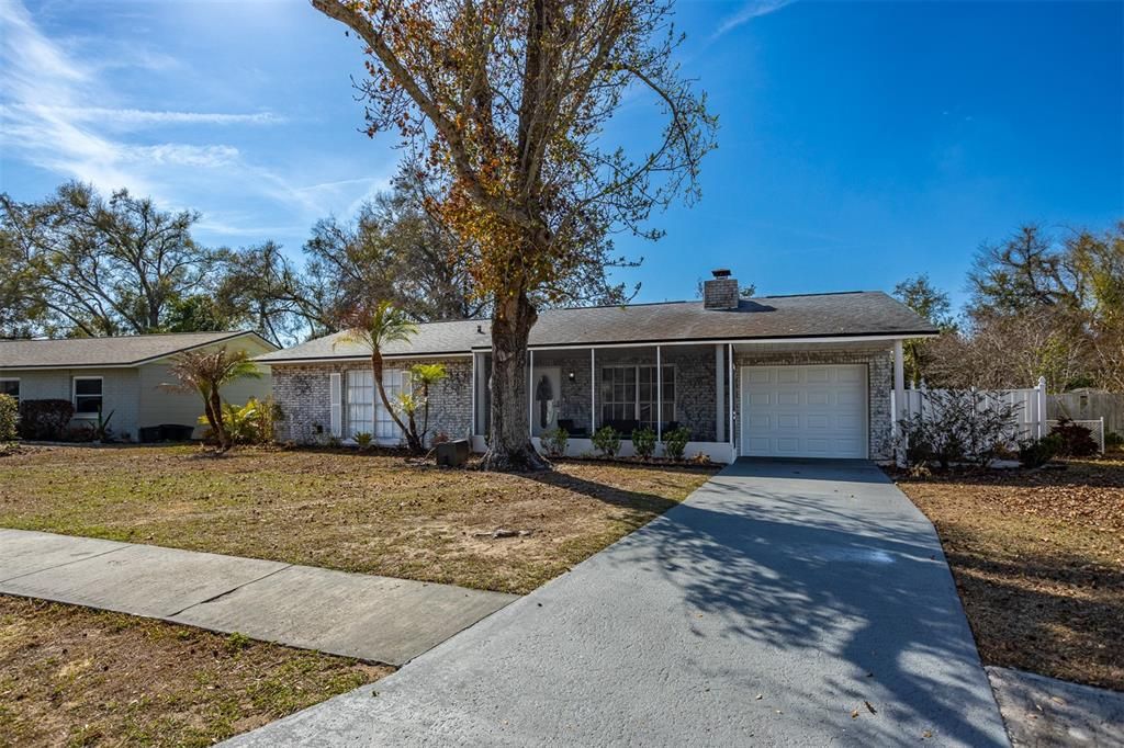For Sale: $420,000 (4 beds, 3 baths, 1859 Square Feet)