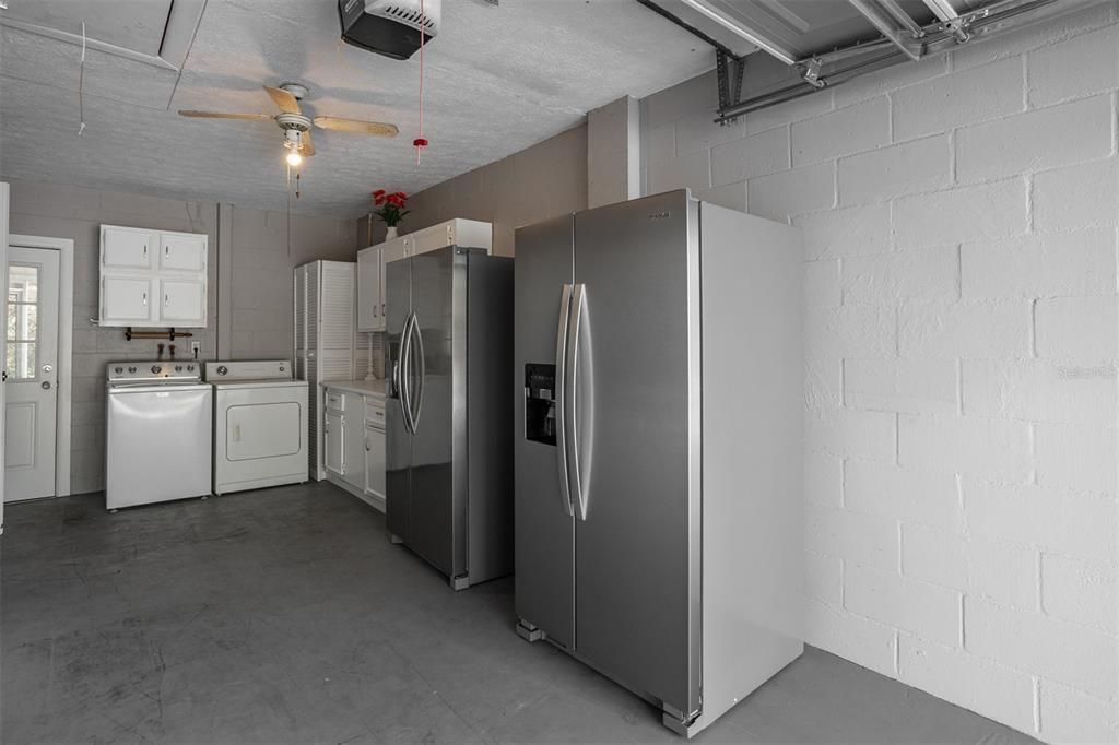 For Sale: $420,000 (4 beds, 3 baths, 1859 Square Feet)