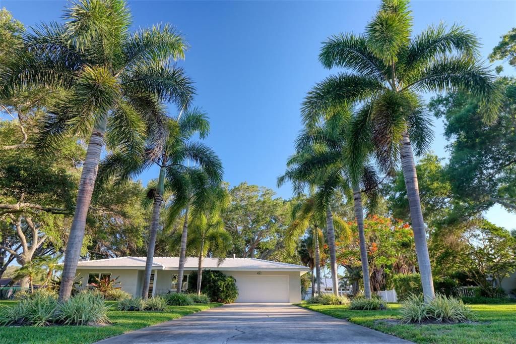 For Sale: $1,119,990 (0.49 acres)