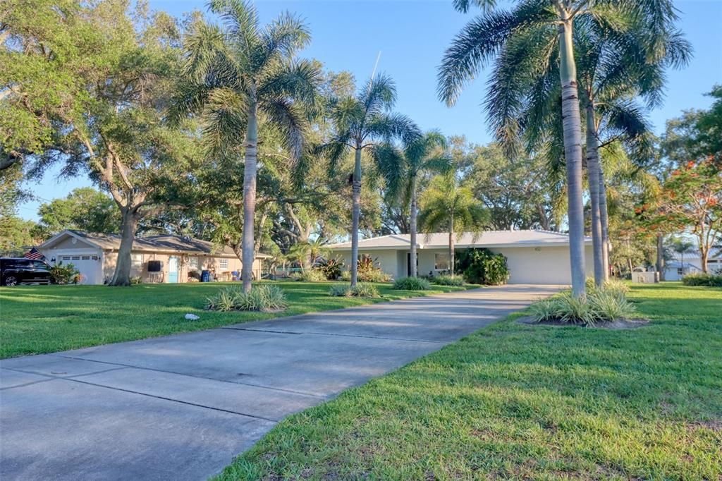 For Sale: $1,119,990 (0.49 acres)