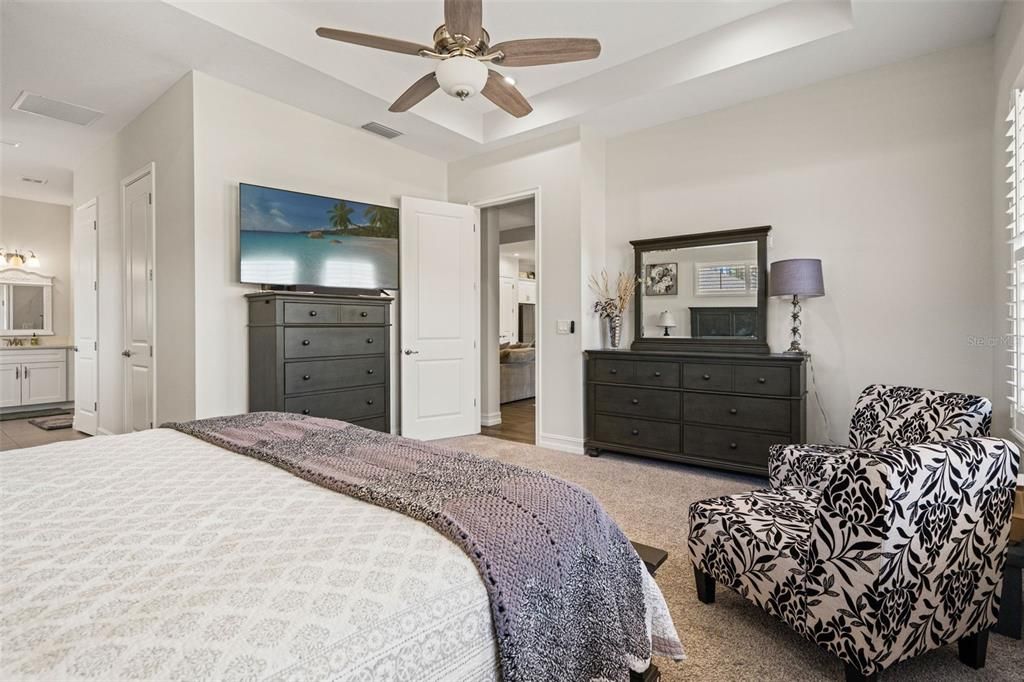Activo con contrato: $559,950 (4 camas, 3 baños, 2667 Pies cuadrados)