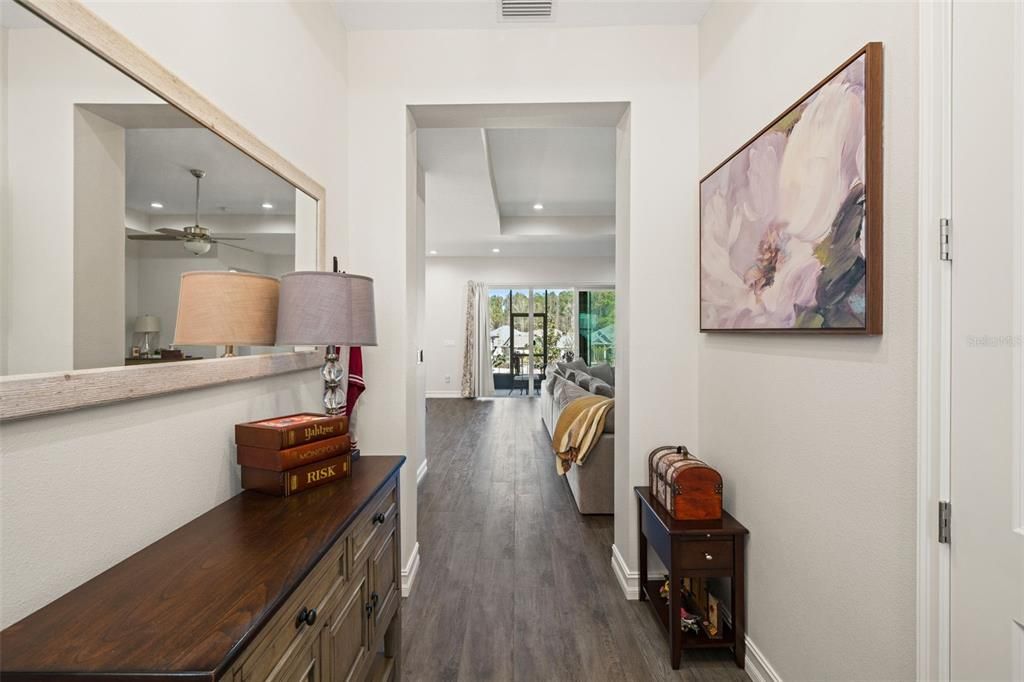 Activo con contrato: $559,950 (4 camas, 3 baños, 2667 Pies cuadrados)