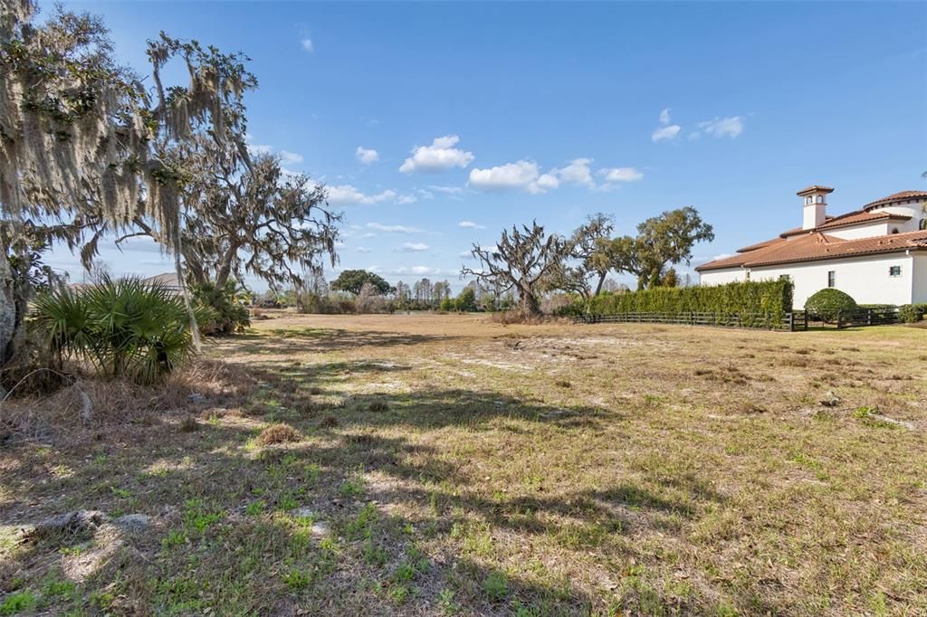 For Sale: $699,999 (1.63 acres)